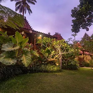 be-bali-hut-farm-stay.ubudhotelsnow.com/
